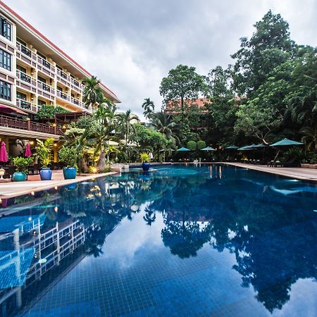 Prince Angkor Hotel & Spa Siem Reap Exterior photo