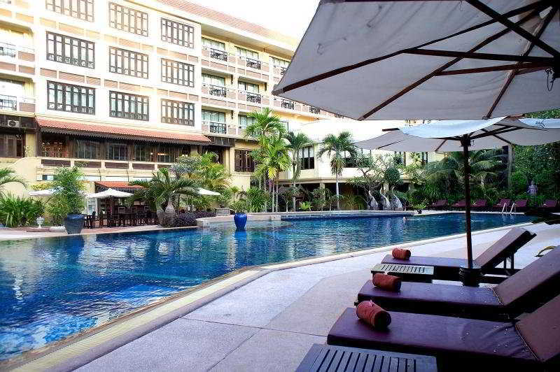 Prince Angkor Hotel & Spa Siem Reap Exterior photo